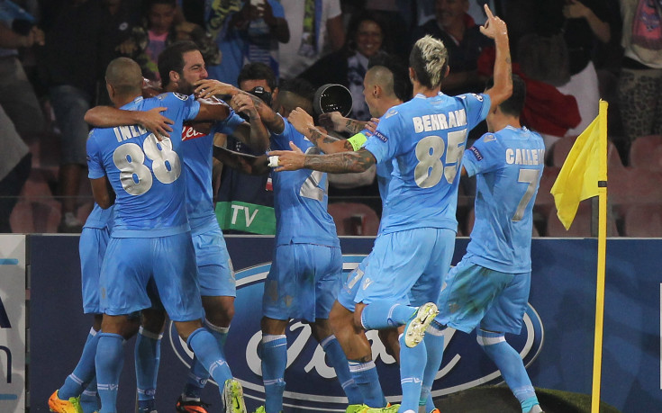 Светец помогнал на Наполи срещу Борусия Дортмунд