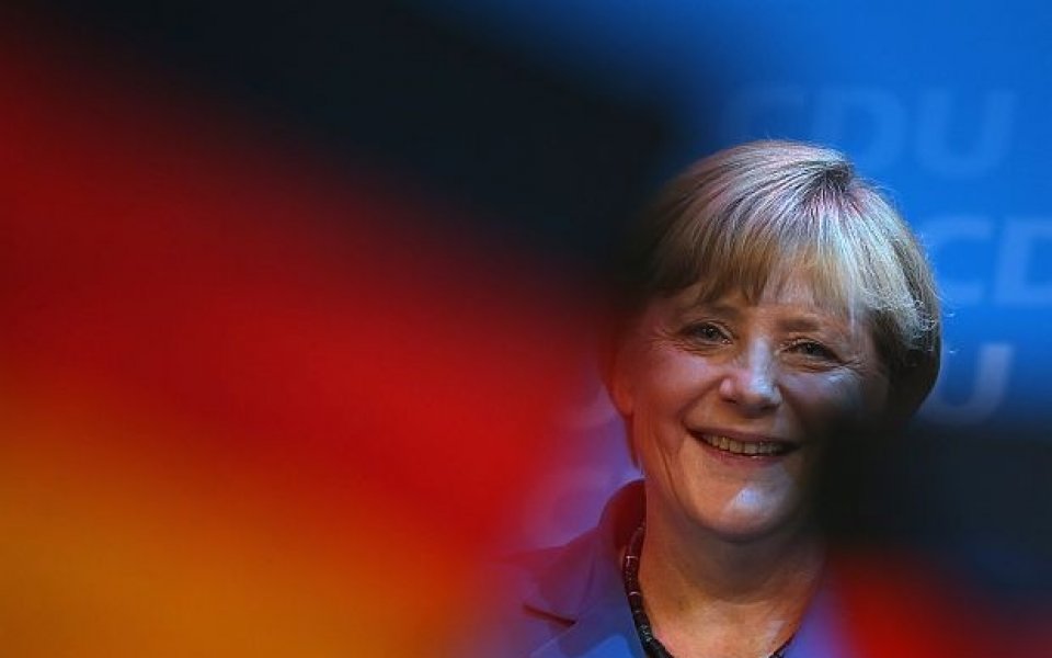 Ангела Меркел и Йоахим Гаук потвърдиха присъствие на финала на Мондиала