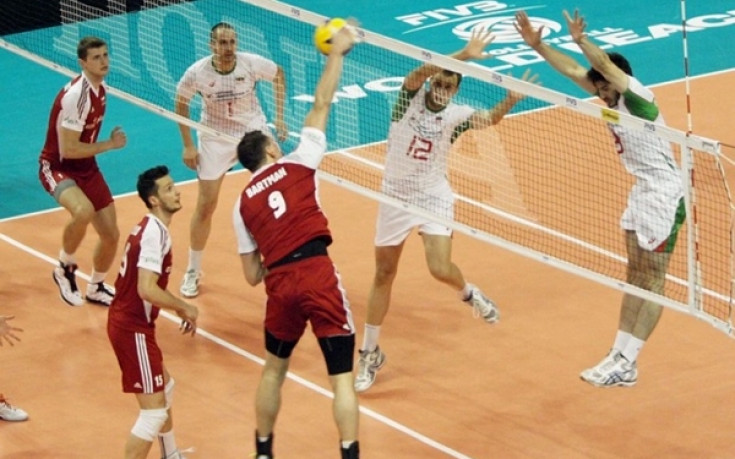 Волейболистите остават в Гдиня, пътуват за мач и тренировки до Гданск