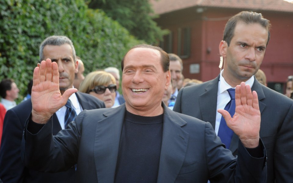 Сенатска комисия одобри изгонването на Берлускони от парламента