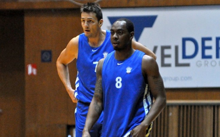 СНИМКИ: Чалмърс тренира с Левски