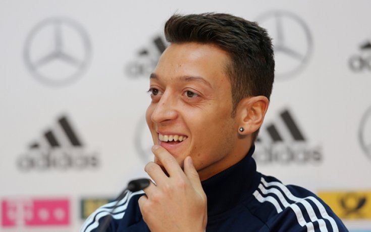 Йозил запази добрия тон към Реал, хвали Венгер