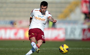 Пянич подновява договора си с Рома