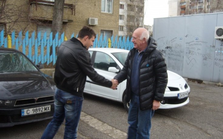 Ивков поема школата временно, Левски търси специалист от чужбина