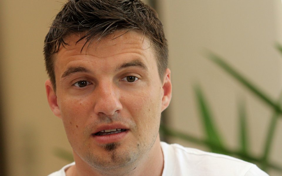 Йовов затяга положението в Левски, играчите на двудневен лагер преди мача с Ботев