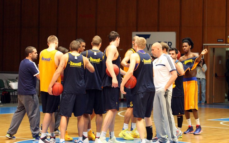 Мачът с Лукойл трябва да е повратна точка за Химки, смята Марко Попович