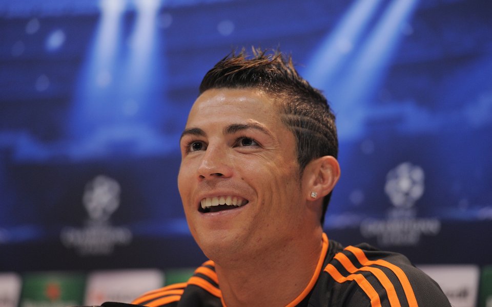 Роналдо настига Ван Нистелрой, ако вкара тази вечер