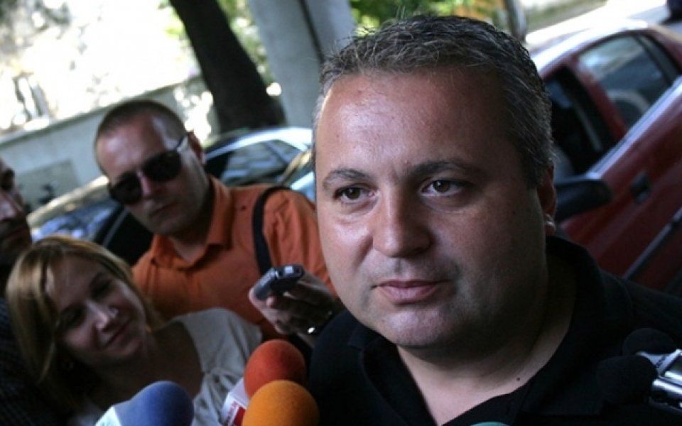 Коко Динев съди Марешки за клевети