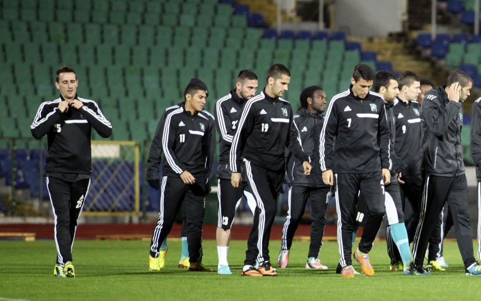 Стойчо Стоев рискува – пуска в игра контузените в Лудогорец?