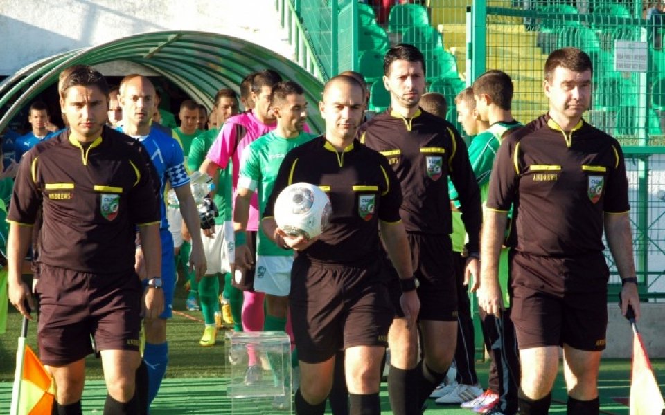 Левски пусна жалба срещу съдията на мача с Берое