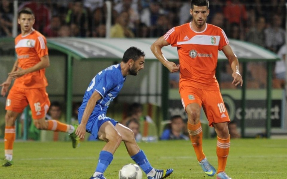 Левски е фаворит срещу Литекс според  Еврофутбол