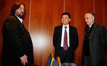 Илюмжинов: Няма да оставя Черноморец да фалира