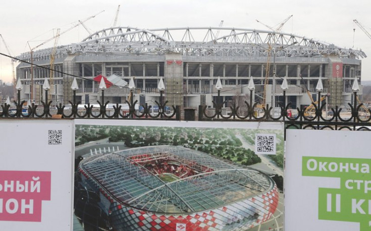 СНИМКИ: Стадионът на Спартак ще наподобява гладиаторски шлем