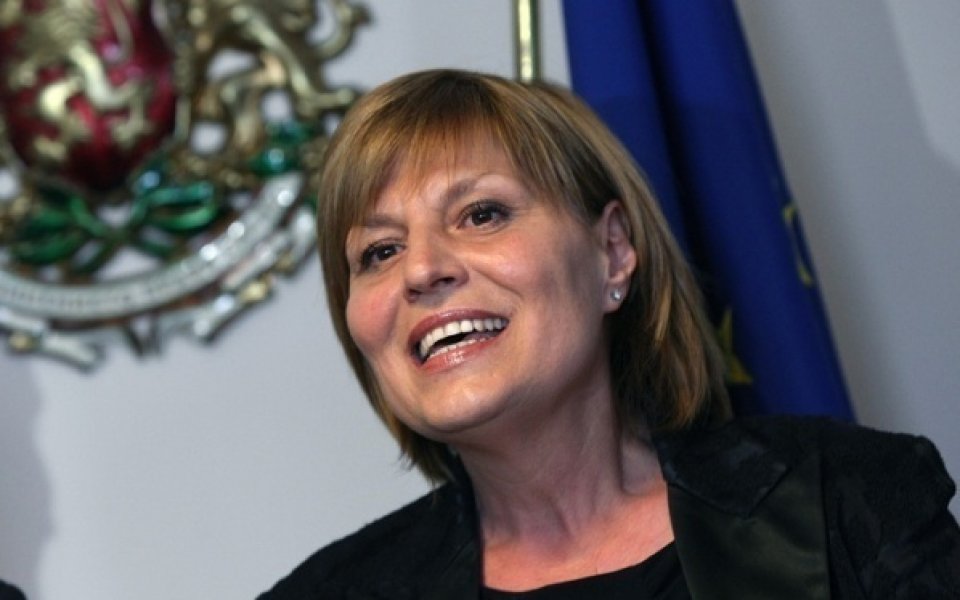 Министър Георгиева проведе работен обяд с шефа на Международната федерация по самбо
