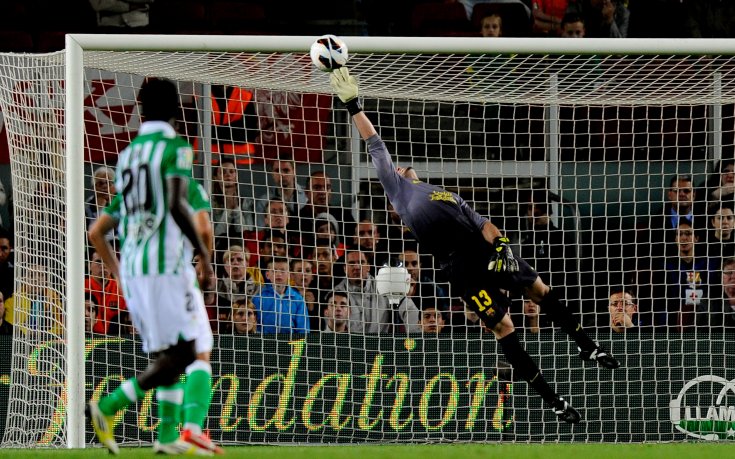 Пинто: Трудно е да се замени Виктор Валдес