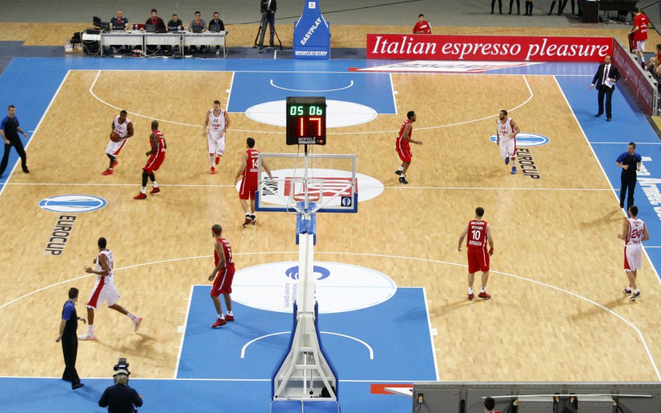 Челната тройка в групата на Лукойл се откъсна напред, 