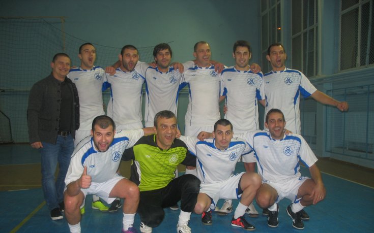 СНИМКИ: Атомен победител на работническия турнир по минифутбол