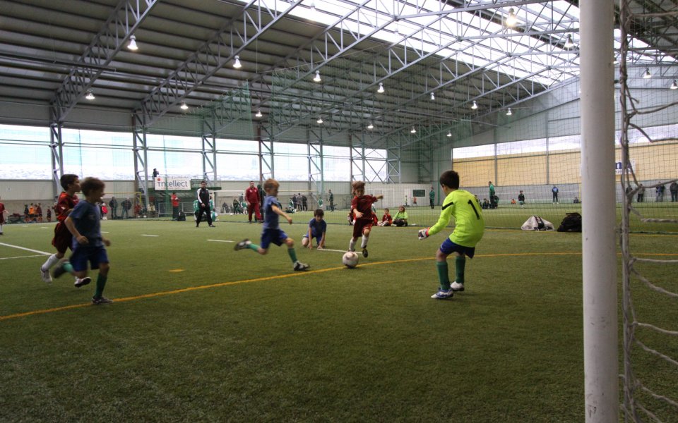 „Бейби лигата” събра Меси и Любо Пенев