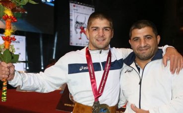 Иво Ангелов и Армен Назарян са № 1 в борбата за 2013 г.