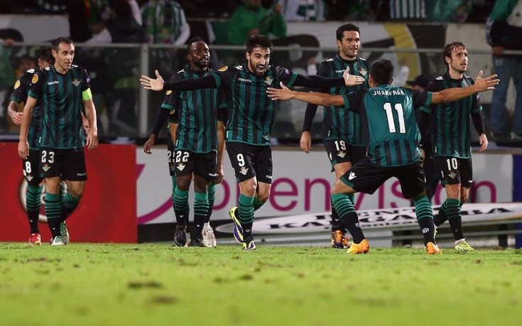 Гаридо дебютира с победа начело на Бетис