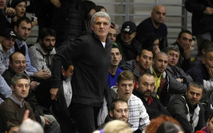 СНИМКИ: Слабо първо дерби Левски-Лукойл, с очакван победител