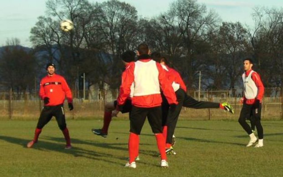 Румен Трифонов поднови тренировки с Локо Сф