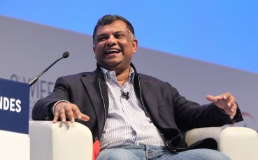 Куинс Парк Рейнджърс се мести на нов стадион