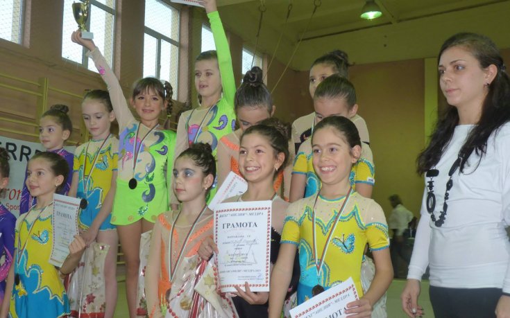 Клуб Алегро с най-много медали от Коледни звездички