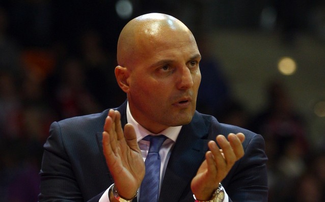 Сръбският баскетболен специалист Саша Джорджевич беше уволнен от поста на