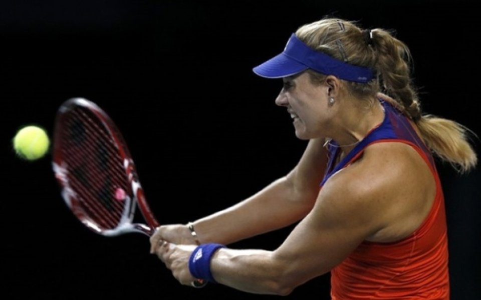 Радванска се раздели с треньора си