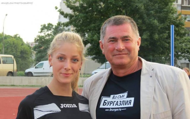 Тандемът Елена Петрова и Петър Райков завърши годината с нов златен медал