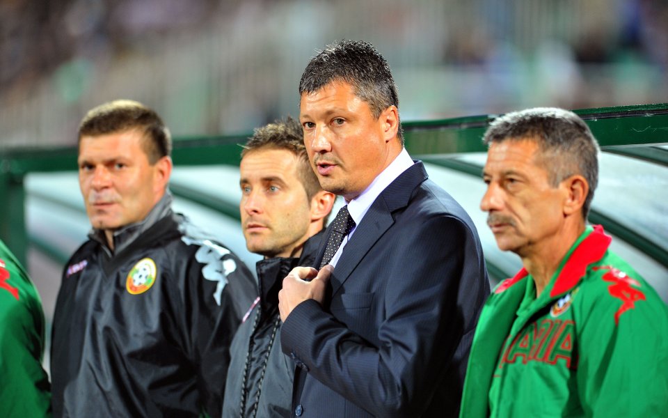 Националите може да срещнат Украйна в контрола през март