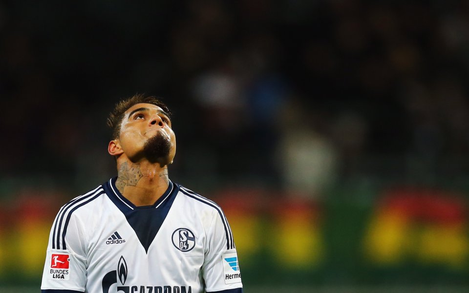 Ботенг нападнат на улицата, на връх Коледа