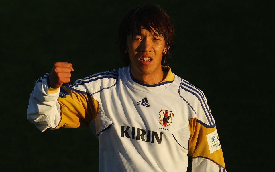 ВИДЕО: Само Накамура може да уцели сватбена торта