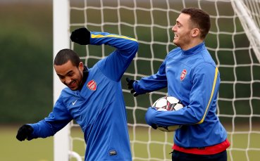 Наполи се огледа в играч на Арсенал