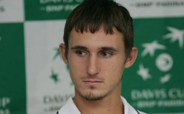 Кутровски стартира в Щутгарт с победа над руски талант