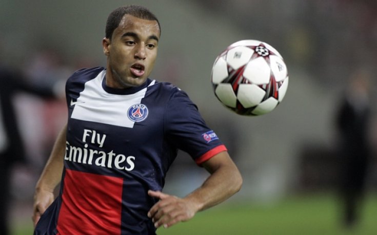 Манчестър Юнайтед отново се прицели в Лукас Моура