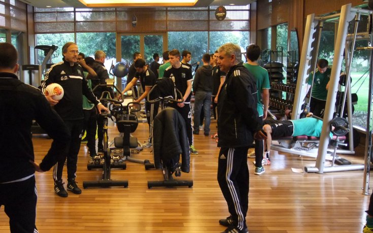 СНИМКИ: Лудoгорец с комбинирана тренировка, напълни фитнеса