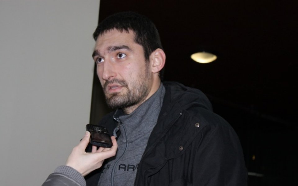 Бивш център на Левски напусна Украйна