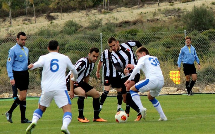 СНИМКИ: Многомилионният Днипро разби Локо Пд след почивката