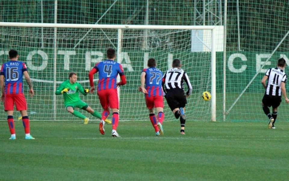 СНИМКИ: Локо Пд игра добре и с два гола на Камбуров победи Стяуа