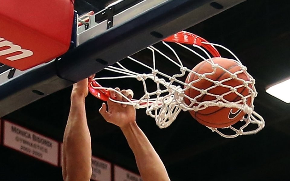 Майк Уилкинсън дебютира при победа на Левски