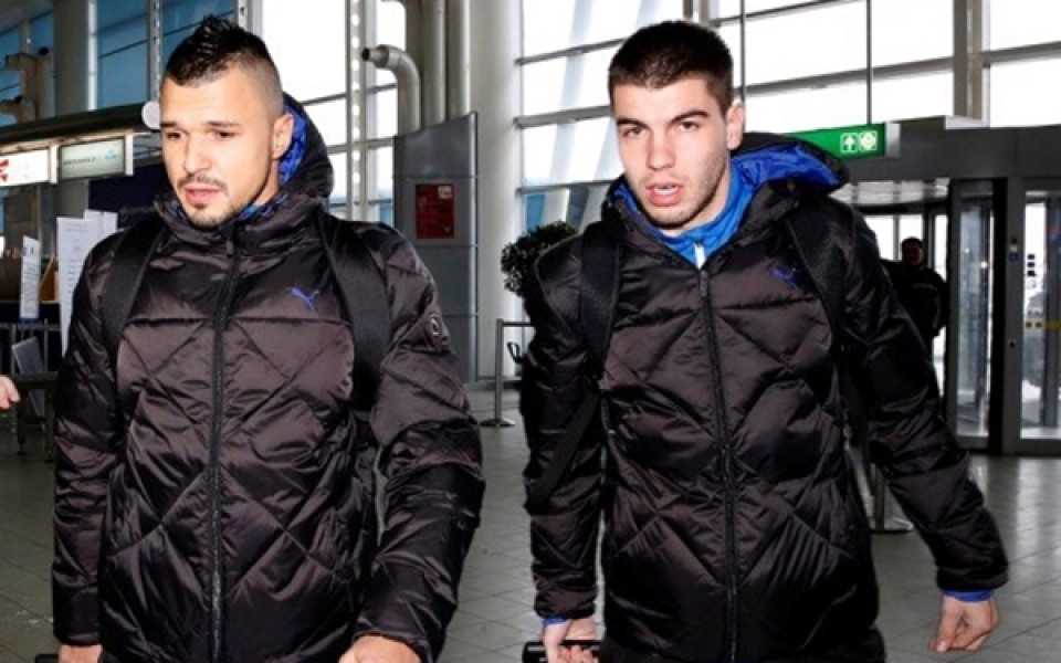 СНИМКИ: 26 футболисти на Левски заминаха за Агия Напа