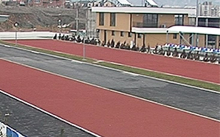 СНИМКИ: ЮЗУ вече разполага с една от най-добрите спортни бази в страната