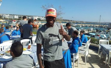 СНИМКИ: Левски поздрави Стоилов и отиде на рибен ресторант