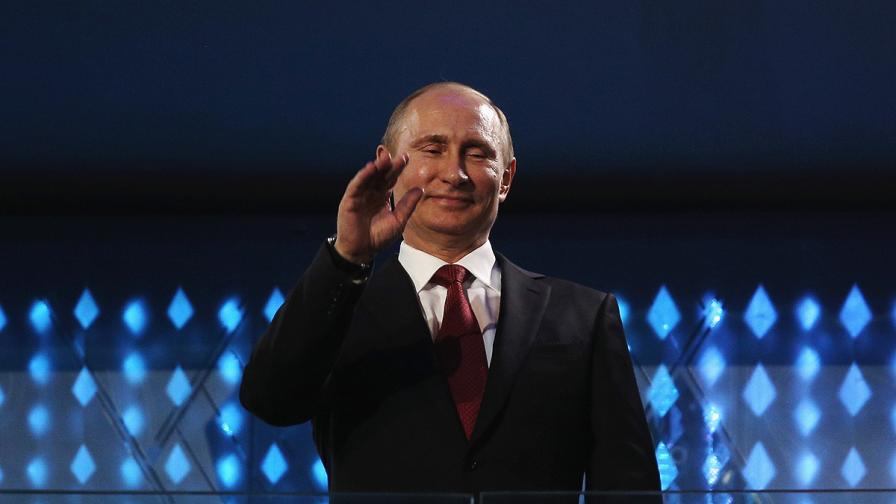 Владимир Путин: Интернет е проект на ЦРУ и продължава да се развива като такъв