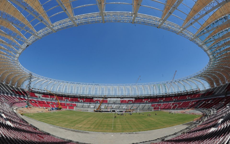 Допълнителни пауза заради горещото време на Мондиал 2014