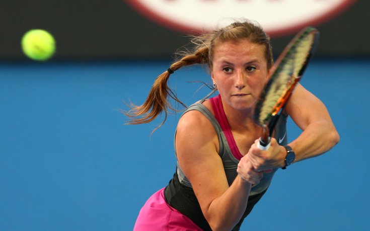 Аника Бек отстрани Бушар и е в основната схема в Дубай