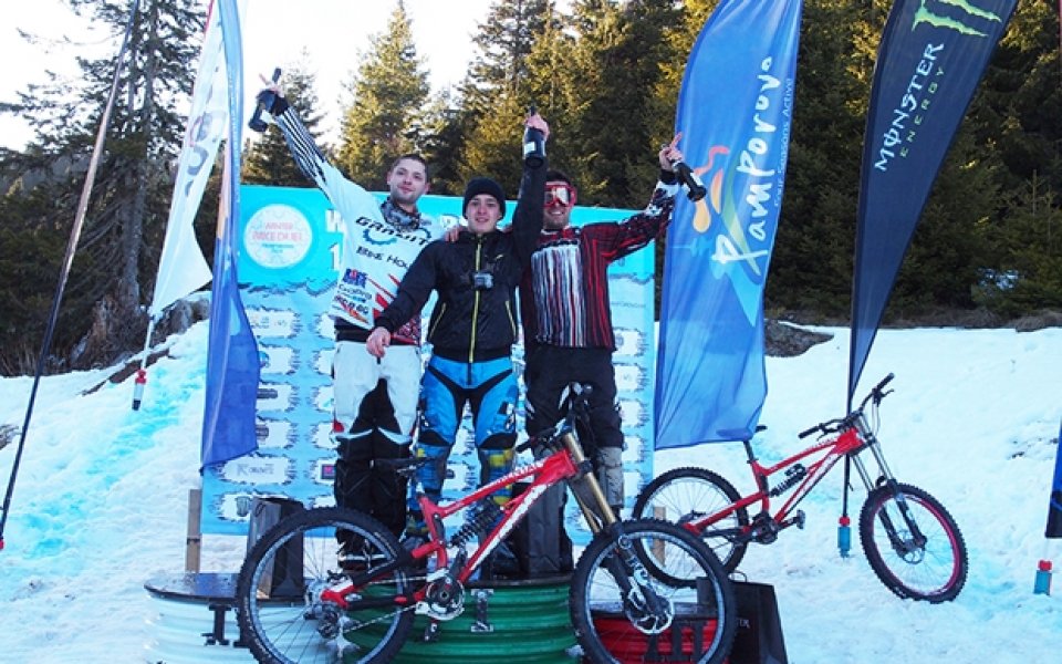 Завърши зрелищната зимна байк надпревара Winter Bike Duel 2014