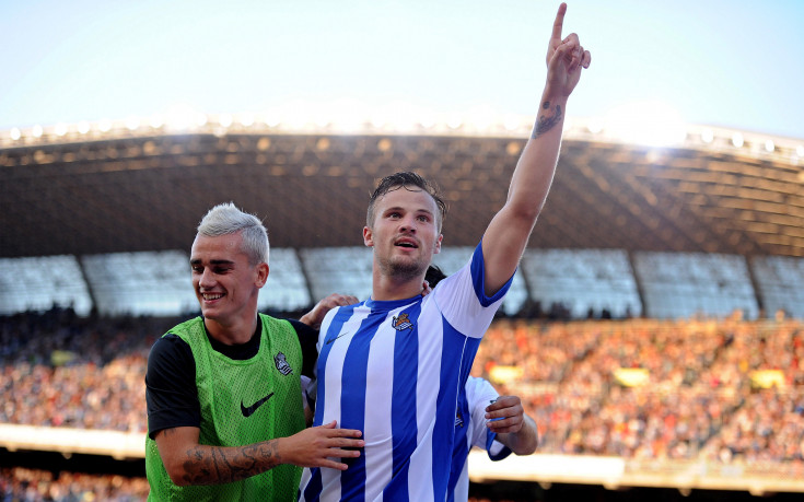 Нападател на Реал Сосиедад изкара една нощ в затвора заедно с гаджето си